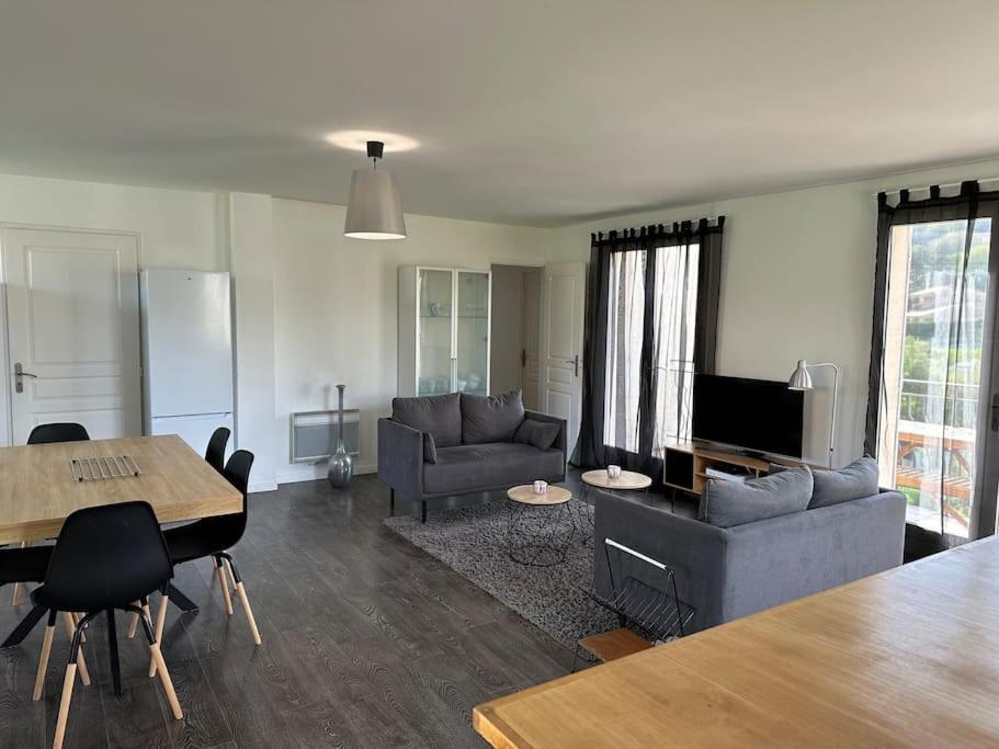 Villa Constance 3 Antibes - Spacieux Logement En Dernier Etage Esterno foto