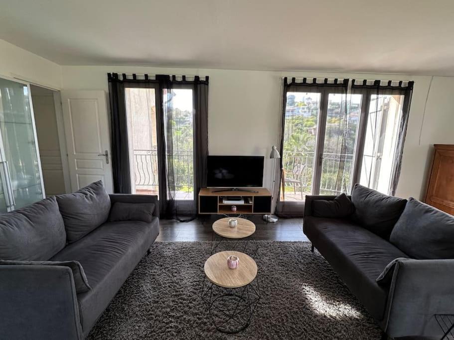 Villa Constance 3 Antibes - Spacieux Logement En Dernier Etage Esterno foto